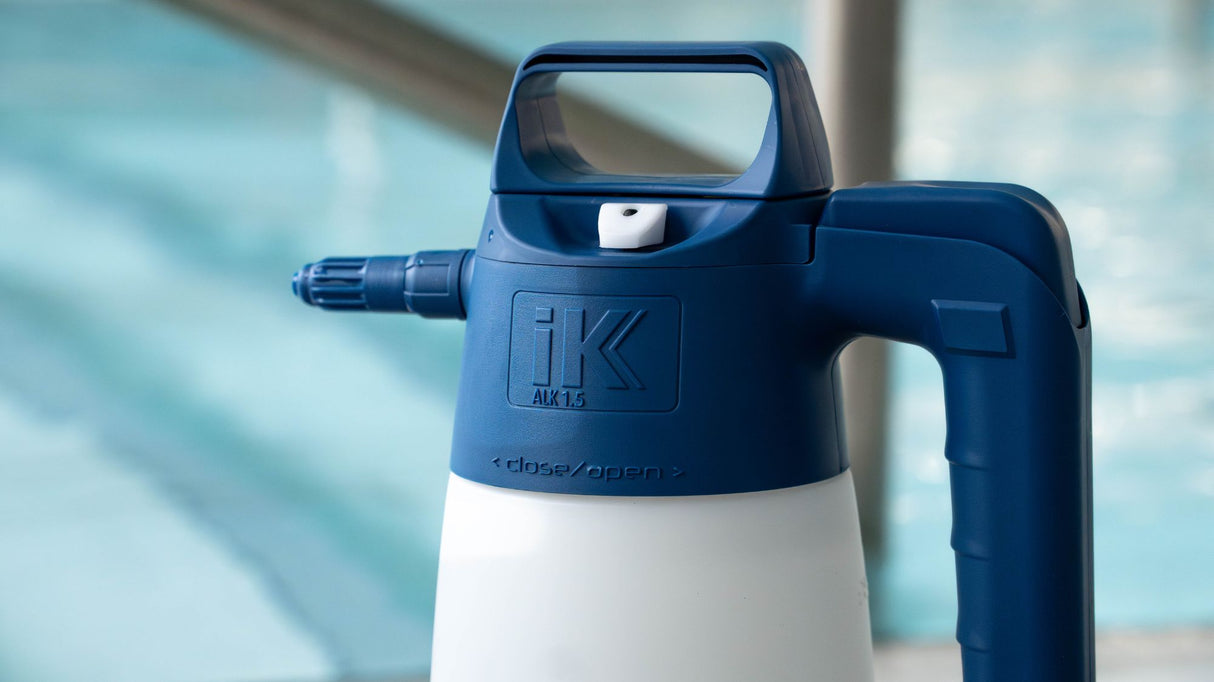 "iK Alk" 1.5 Pressure Sprayer (Alkaline)