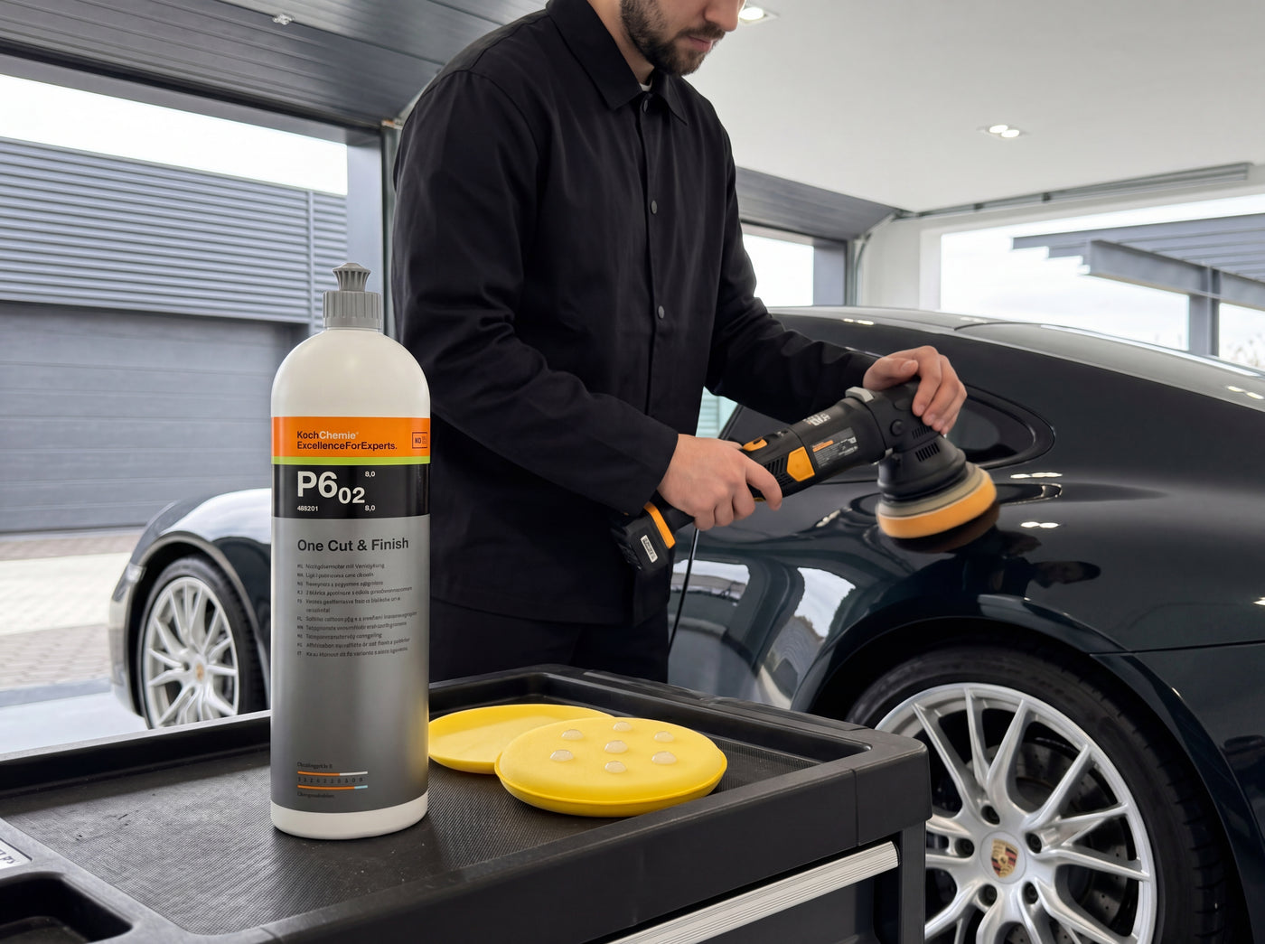 Detailing1 Hero: Politur — Sonntagsglanz mit Polish und Versiegelung in einem Schritt (Desktop)