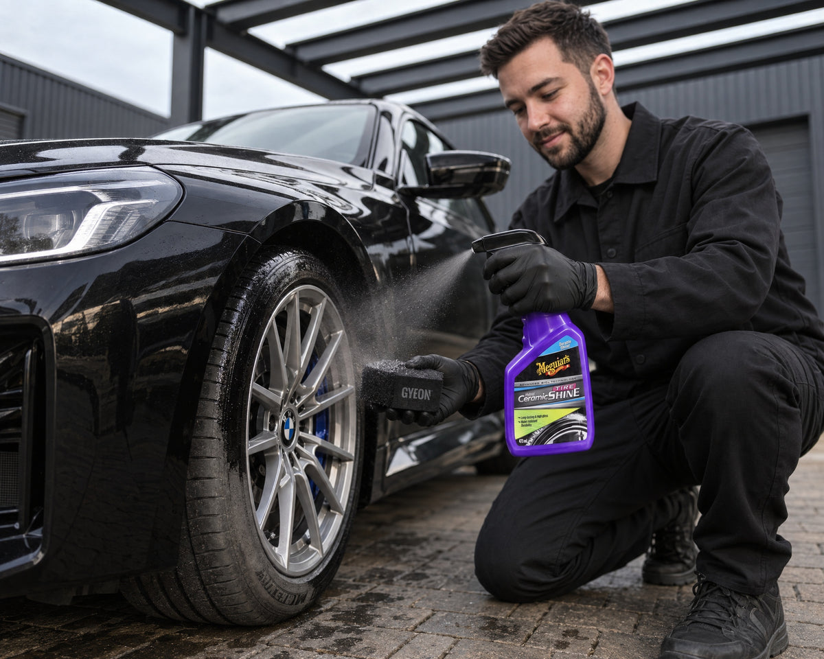 Detailing1 hero: cura pneumatici senza lucido unto, il silicone brilla solo fino alla pioggia (desktop)